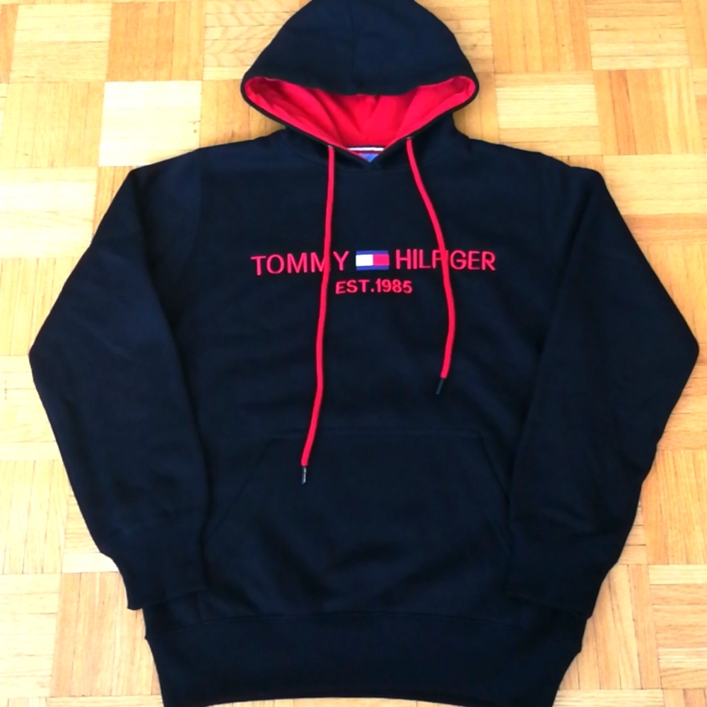 Tommy Hilfiger S Sweatershit